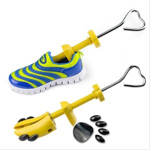 children's shoe stretcher