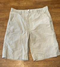 Woolrich Khaki Shorts Size 33 3025