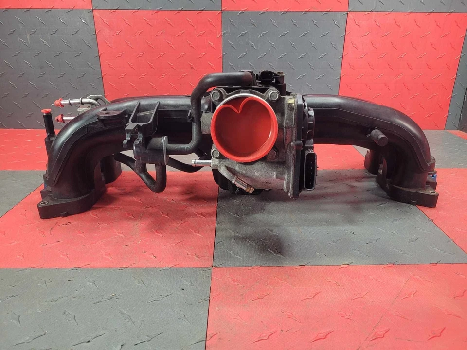 Subaru XV Crosstrek 2.0 2014-2016 OEM colector de admisión de aire con cuerpo de acelerador TBI Foto 2 de 4