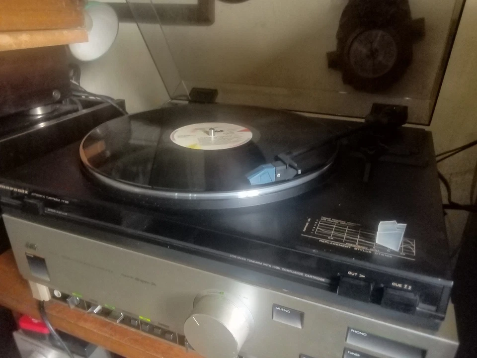 Giradischi Marantz TT-165 - Imagen 4 de 4