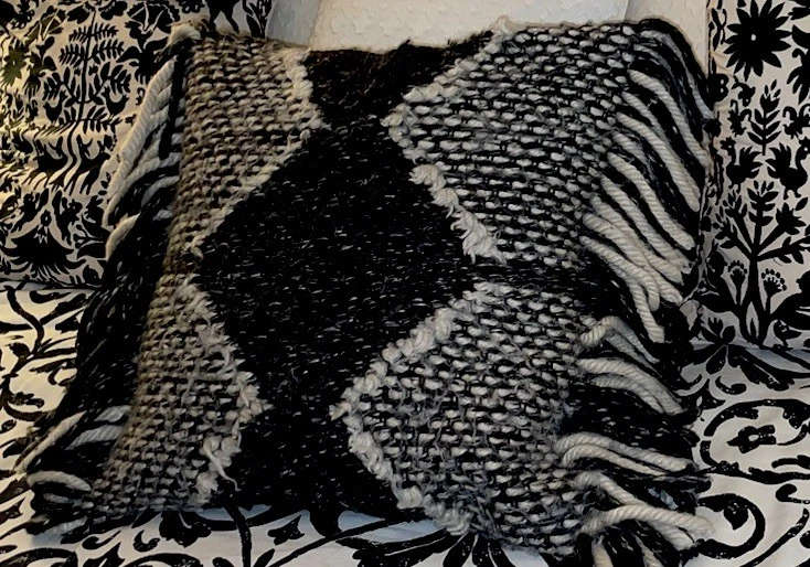 Large Boho Pillow Cover 28x20 Handwoven Black Beige Diamond Fringe Zipper - Image 4 of 4