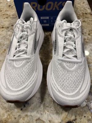 Brooks Revel 9 Women's Running Shoes White/Gray/Black Sz 11 NEW NEVER WORN NIB