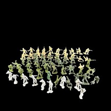 Lot Of 65 1963 Louis Marx Army Men Plastic Toy Soldiers 2  -2.5  Green/Tan