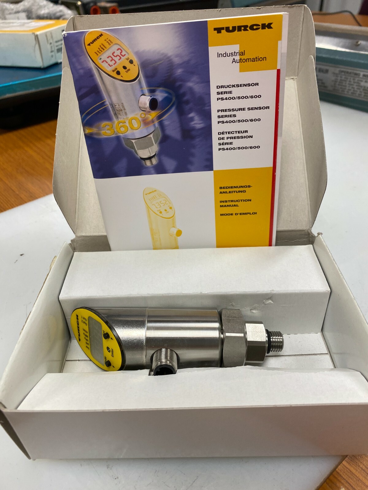 👀 NEW TURCK PRESSURE SENSOR 24 VDC PS010V-505-LI2UPN8X-H1141