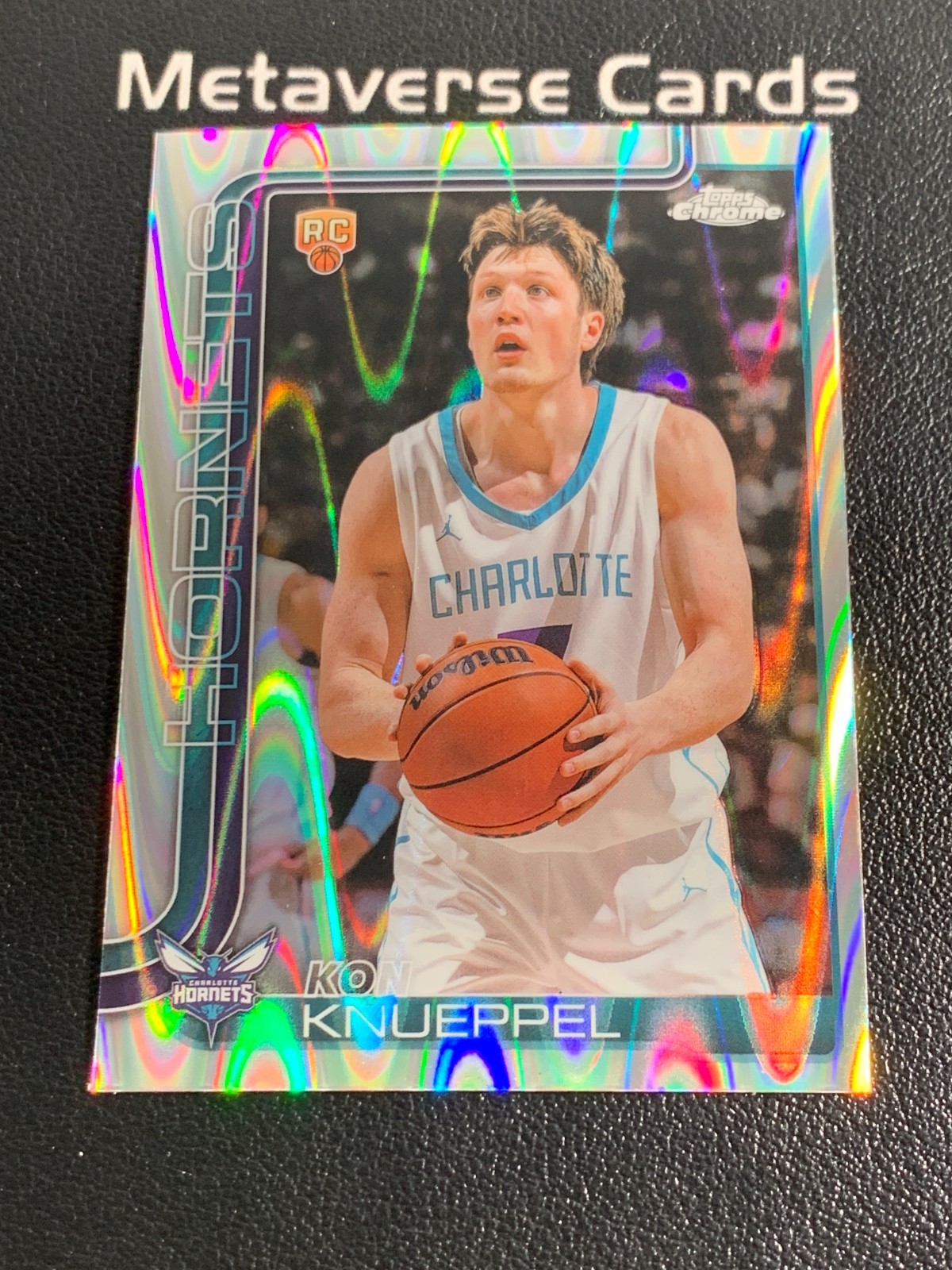 2025-26 Topps Chrome #254 Kon Knueppel Refractor Rookie RC Hornets