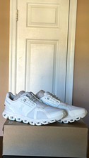 On Cloud 6 Sneakers - White/White - Solid Running - US Women  s size 10
