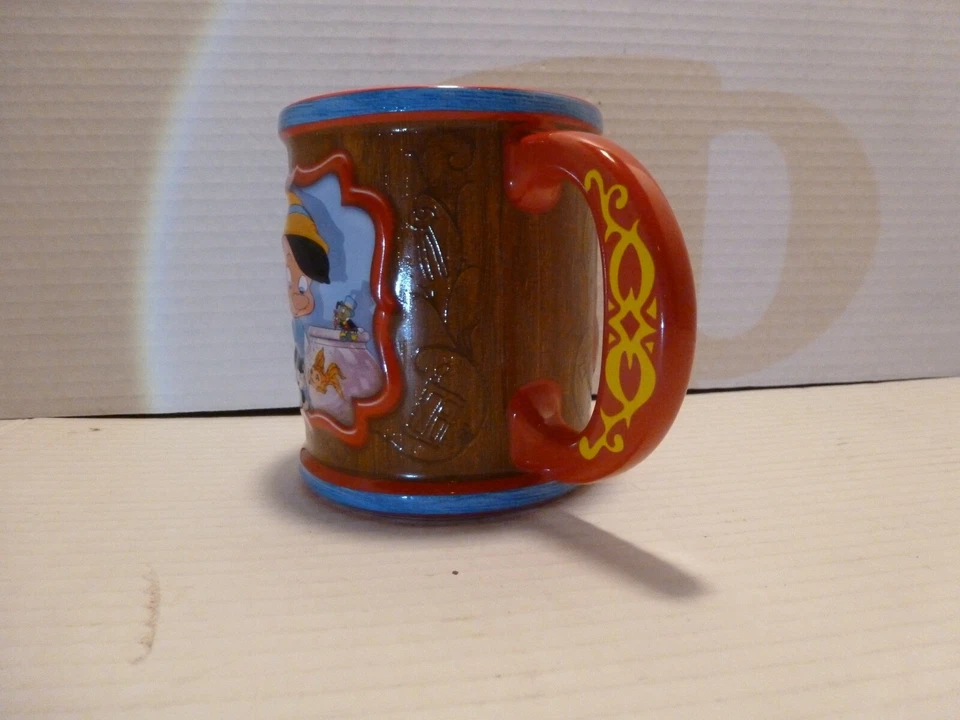 Taza de café Disney Pinocho 80 aniversario 3D NUEVA NUEVA CON ETIQUETAS Foto 4 de 4