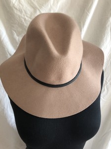 tan wool floppy hat