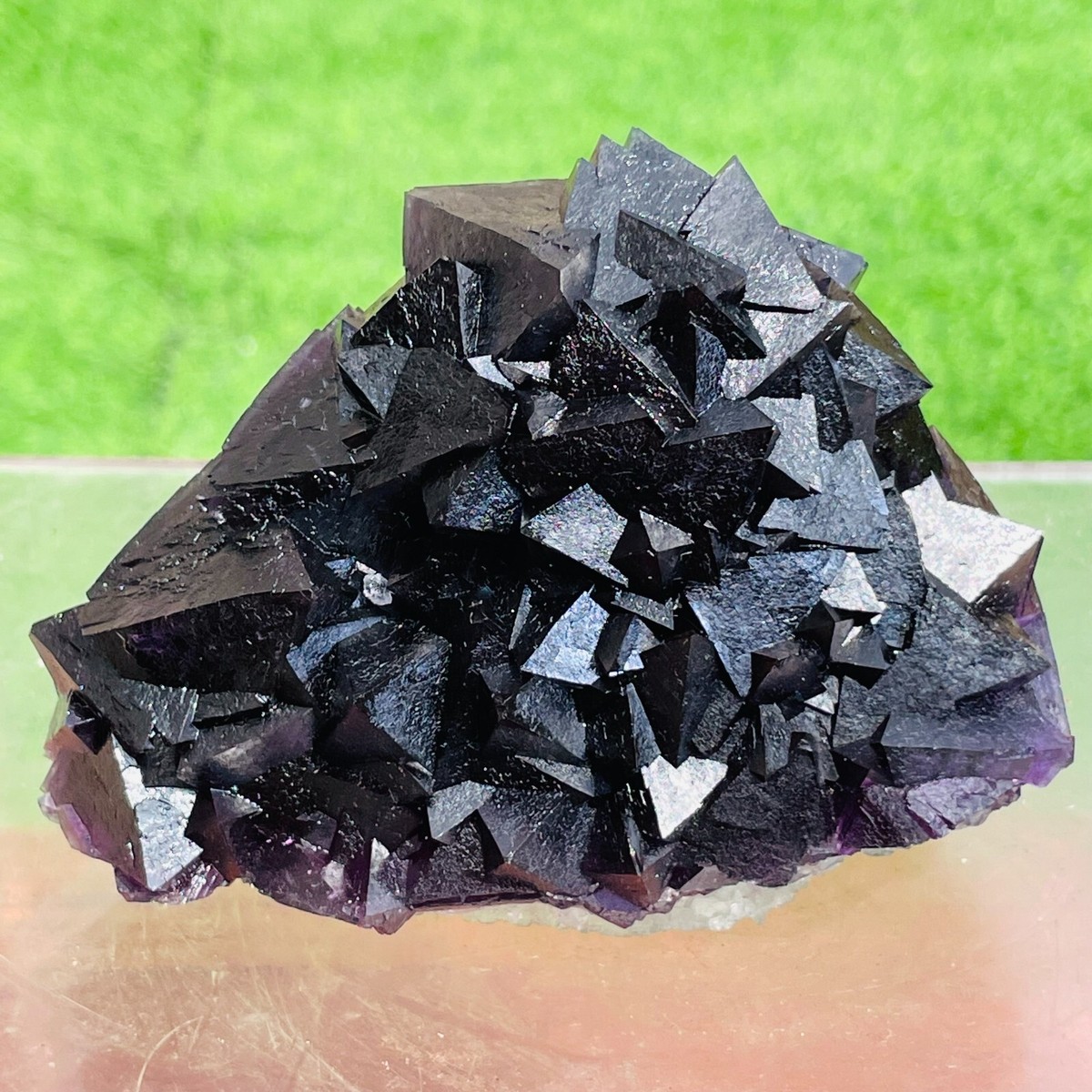 509g Rare Natural Purple Black Pyramid Fluorite Cluster Crystal