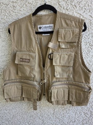Columbia Sportwear Co Men's fishing vest tan/lt brown; size S/M