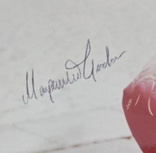 Marguerite LeWars Hand Signed 8x10 Photo "Dr. No" - Picture 2 of 2