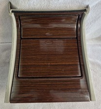 03-06 Cadillac Escalade Lower Center Console Cup Holder Panel Oem 15197147 Shale 03-06 Cadillac Escalade Lower Center Console Cup Holder Panel Oem 15197147 Shale