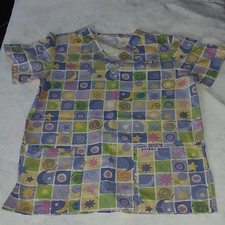 Scrub Star Unisex Patterned Medical Scrub Top Multicolor Short Sleeve V-Neck