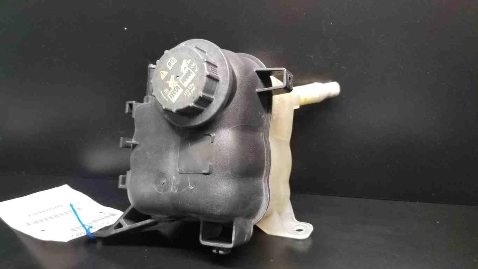 ✅ 2019 FORD TAURUS COOLANT RECOVERY BOTTLE OEM - Image 2 of 4