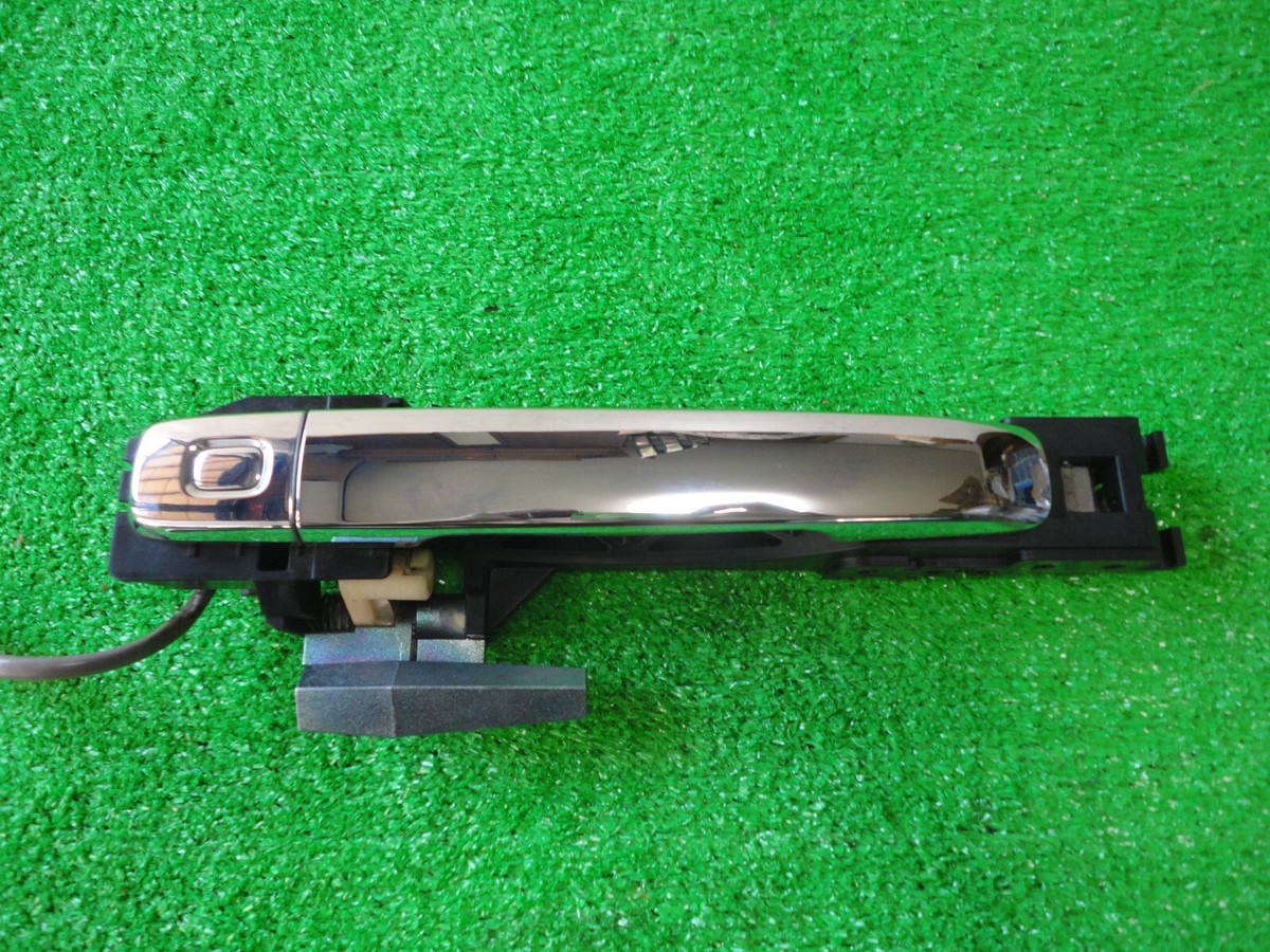 NISSAN SERENA HC26 C26 FC26 Genuine Sliding Door Outer handle Rear