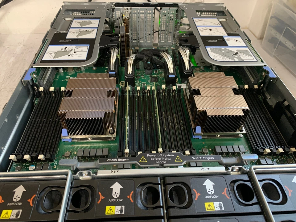 Dell PowerEdge R940 Quad 20-Core Gold **80 Cores / 160 Threads 2x 3.+SSD Proxmox - Image 3 of 4
