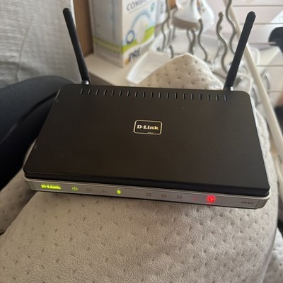 Used DIR-615 D-Link Wireless N Router Read Description