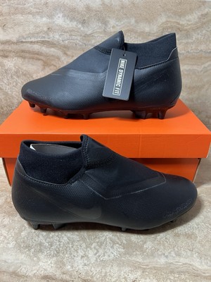 Mens Size 9.5 Nike Phantom VSN Academy DF FG Soccer Cleats triple Black