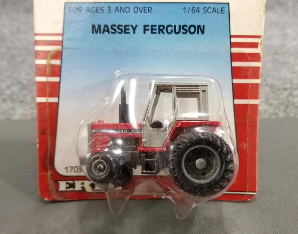 VTG ERTL 1/64 MASSEY FERGUSON TRACTOR W/CAB DIECAST METAL IOP - Image 2 of 4