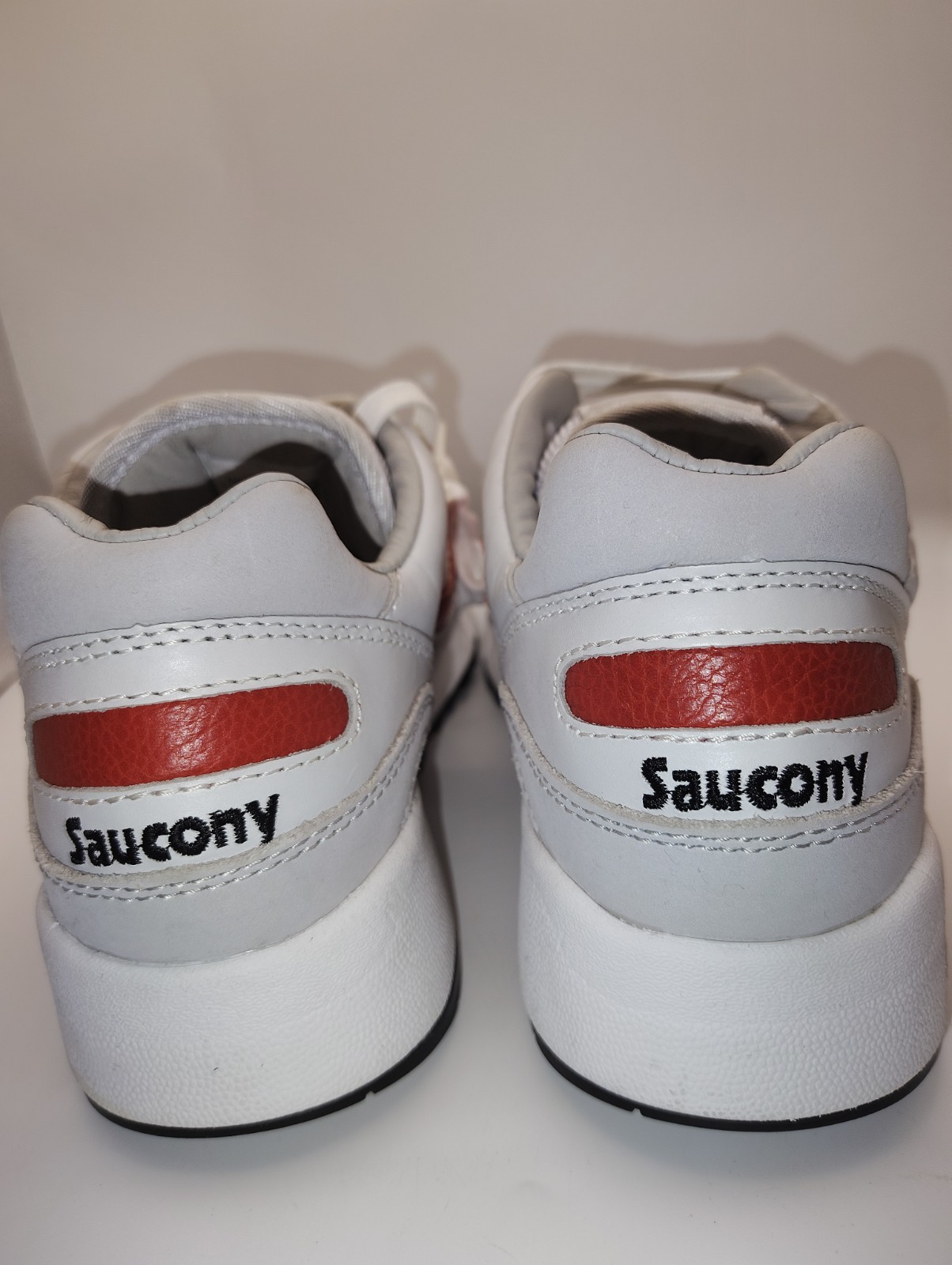 Saucony Shadow 6000 Us Size 9.5 /S70668-2 Red White Gray Sneakers thumbnail 6