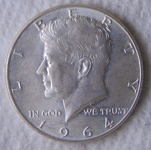 1964 Kennedy 50C Silver Half Dollar NICE UNCIRCULATED COIN, SWEET!