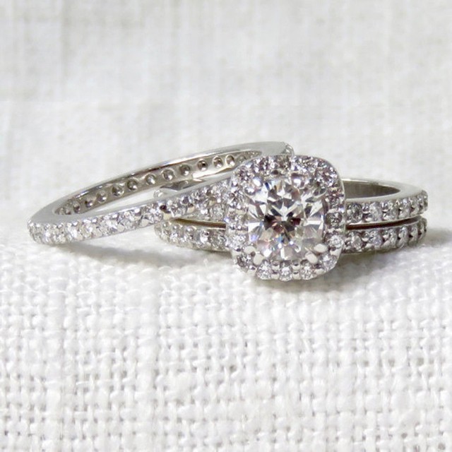 14K White Gold Finish1.60 CT.T.W. Round Diamond Womens Wedding Bridal