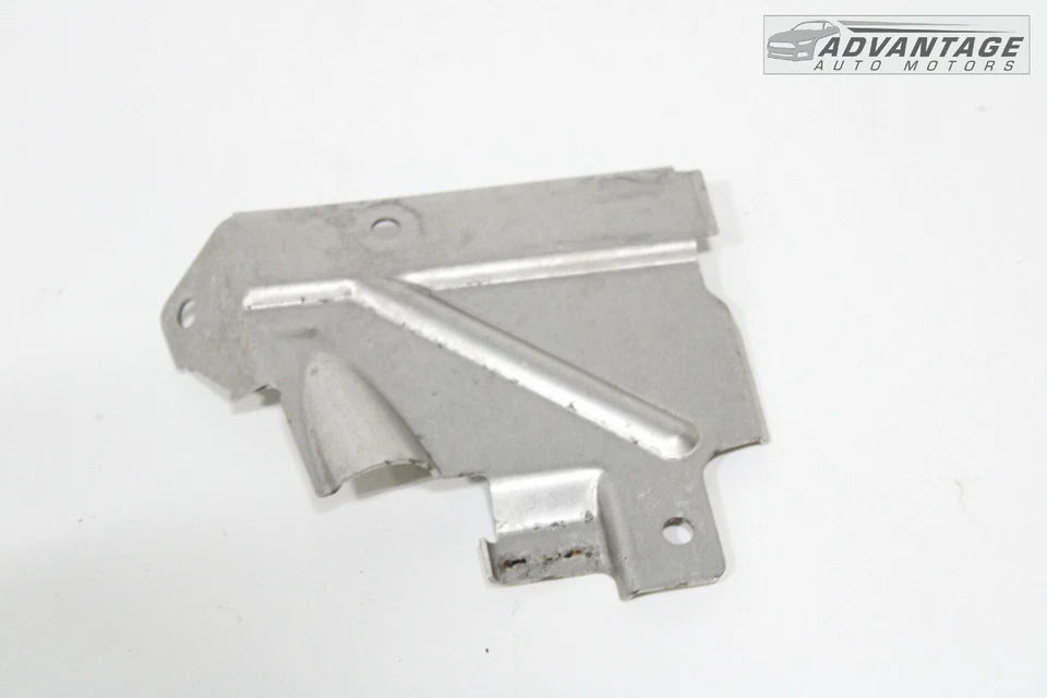 Mercedes Benz E350 W212 2014-2016 transmisión escudo térmico placa de detección OEM Foto 2 de 4