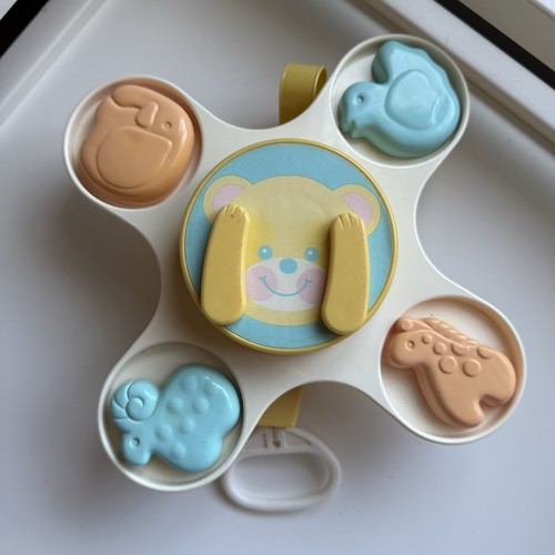 Vtg Tomy Crib Pull Toy Lullaby Peek-a-Boo Bear Safari Animal Musical Moving Baby - 第 1/3 張圖片