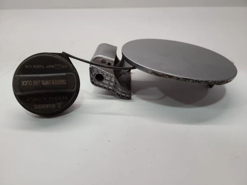 Hyundai Tucson 2010-2015 puerta de llenado de combustible gris Foto 2 de 4