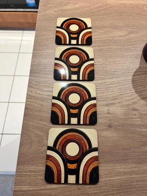 1970's cracked glaze pottery effect coasters set of 4Glossy.9.5cm - Image 1 of 4