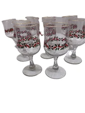 Holiday Goblets Holly Berry Christmas Pattern Glasses Set of 4 Festive