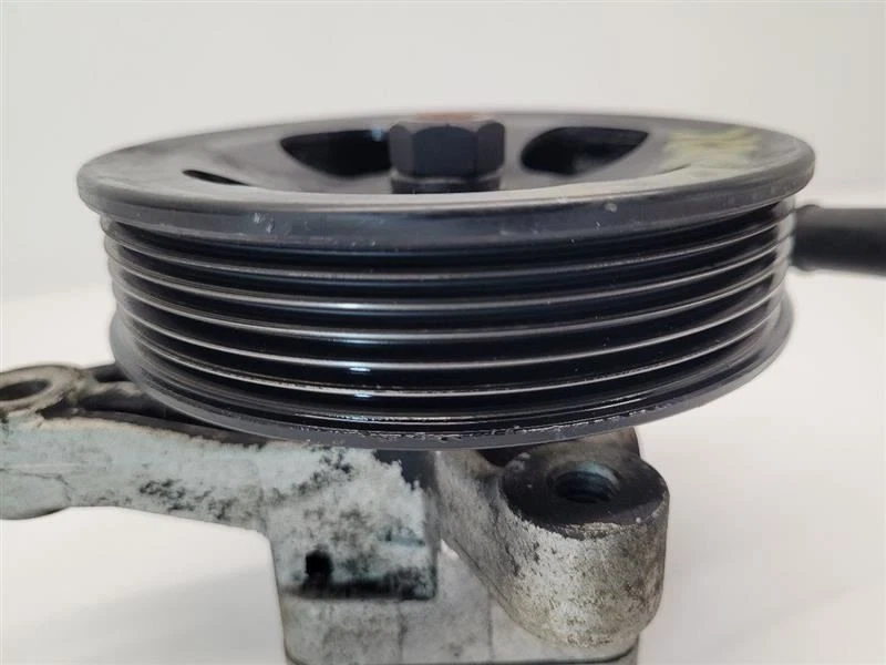 Bomba de dirección asistida Hyundai Veracruz 2007-2012 6 cilindros 571003J010 Foto 3 de 4