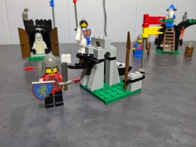 LEGO Castle Black Knights 1480 1463 6020 6034 (100%) Complete Sets Minifigures