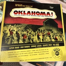 Decca Oklahoma! Original New York Production Vinyl LP Musical/Original Cast