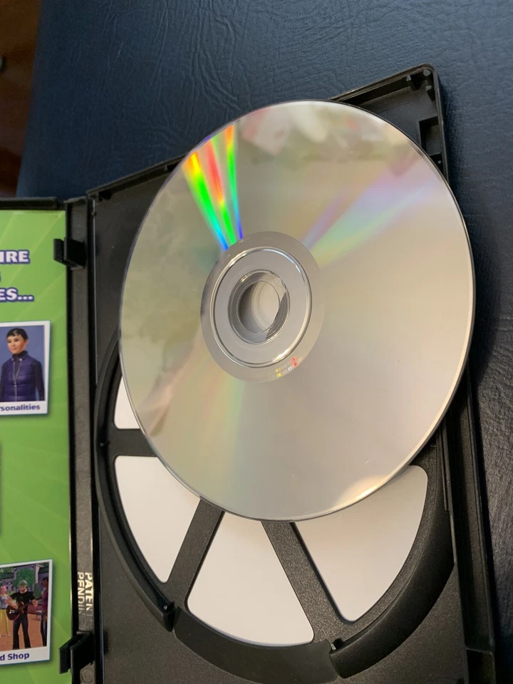 The Sims 2: Double Deluxe (PC: Windows, 2008) Pre-owned Great Shape - Image 3 of 3