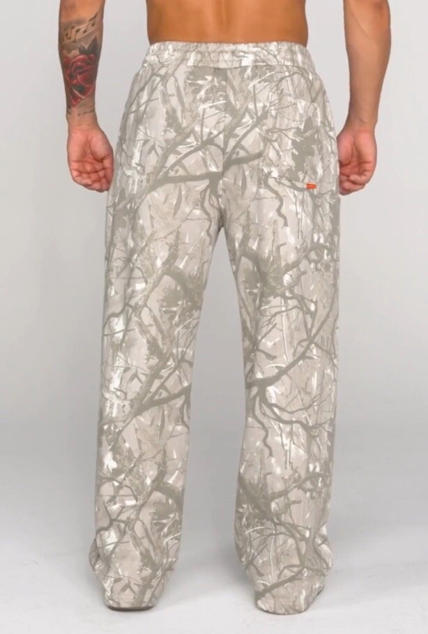 YOUNGLA (SOLD OUT) - 2133 - TREE CAMO BAGGY SWEATS - TAN TREE CAMO