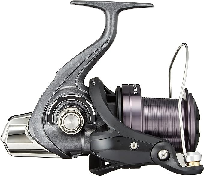 Daiwa 17 CROSSCAST 5000 Spininng Reel SURF CASTING NEW F/S | eBay