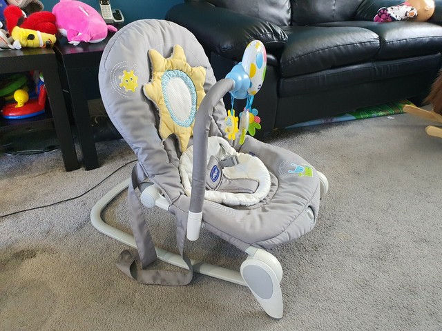 chicco balloon bouncer mirage