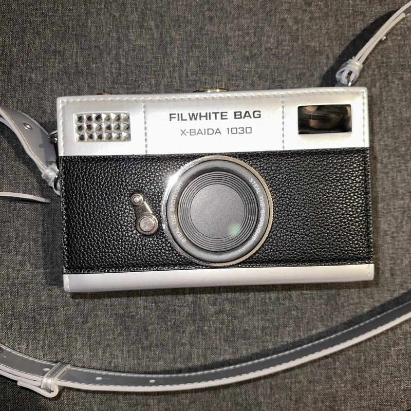 Cameracreative Box Shoulder Bag Silver Camera Style Bag