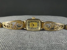 Vintage Chaika Women's Beauty  Watch Soviet Mechanical Serviced