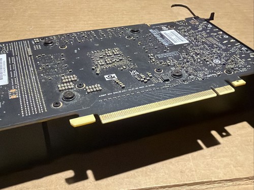 (Parts) Nvidia Quadro Rtx 5000 16Gb GDDR6 (Scratched pins) - Picture 3 of 9