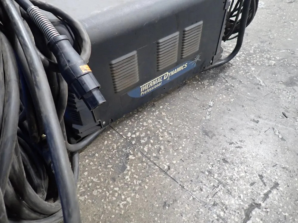 THERMAL DYNAMICS PROFESSIONAL CUTMASTER 102 PLASMA CUTTER  08250710010