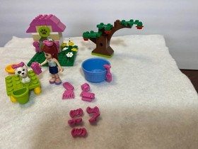 Lego Friends 3934 Mia's Puppy House Complete with Instructions