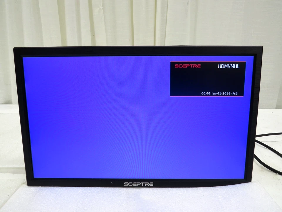 Sceptre 18.5" E19 LED HDTV 720p 60Hz Black - Image 2 of 4