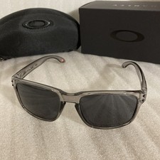 oakley holbrook polarized sunglasses oo9102 Gray Lens Come With Case Box New