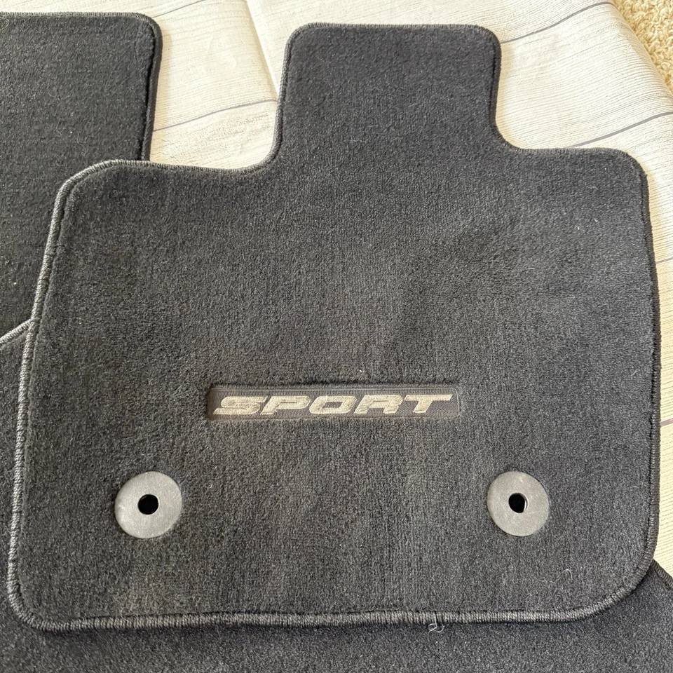 Juego de 4 alfombrillas contorno negras Ford Fusion 2013-2018 OEM Foto 2 de 4