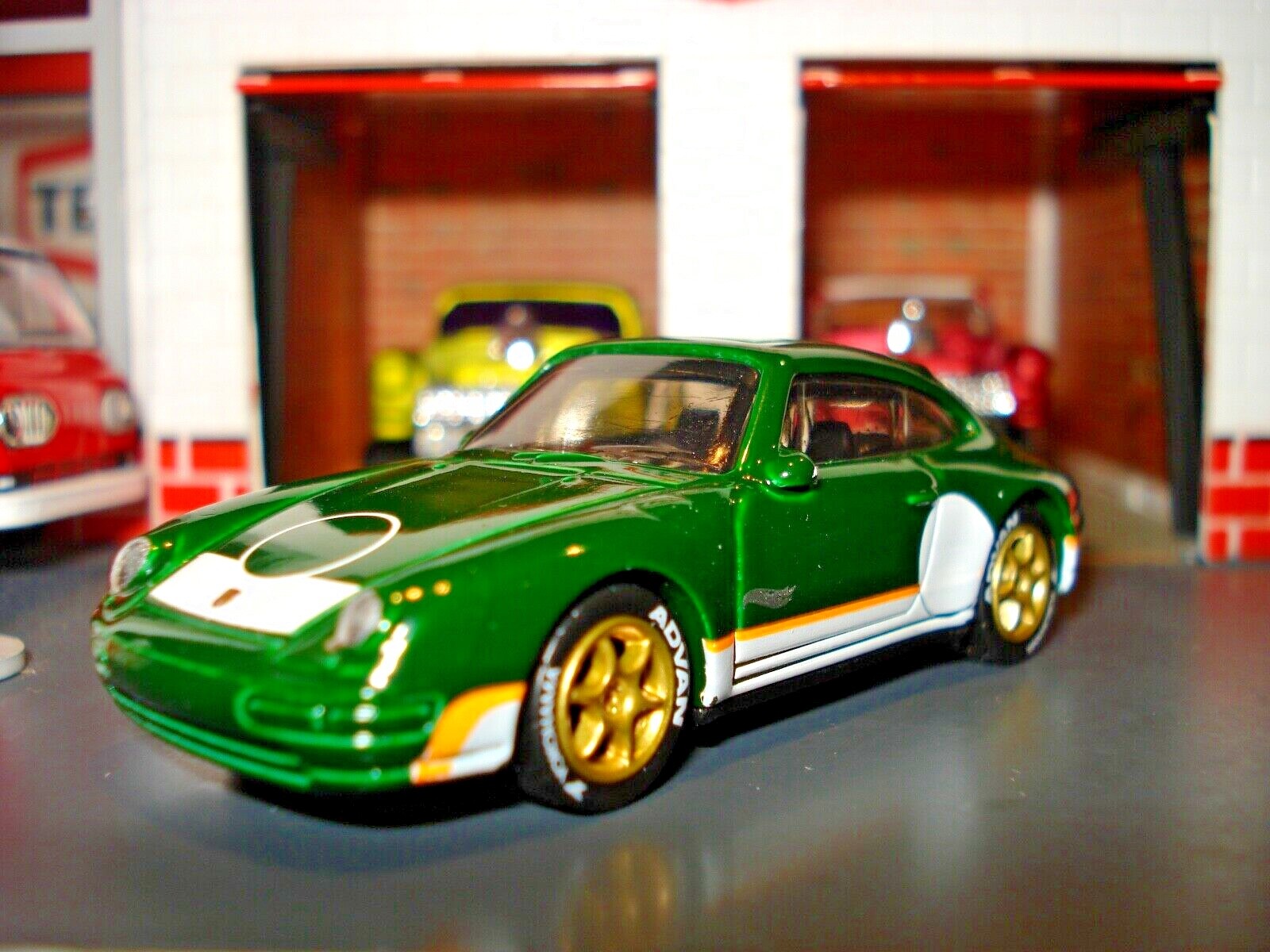 1996 PORSCHE CARRERA CUSTOM WHEELS AND MICHELIN TIRES ADDED GREEN HOT WHEELS-image