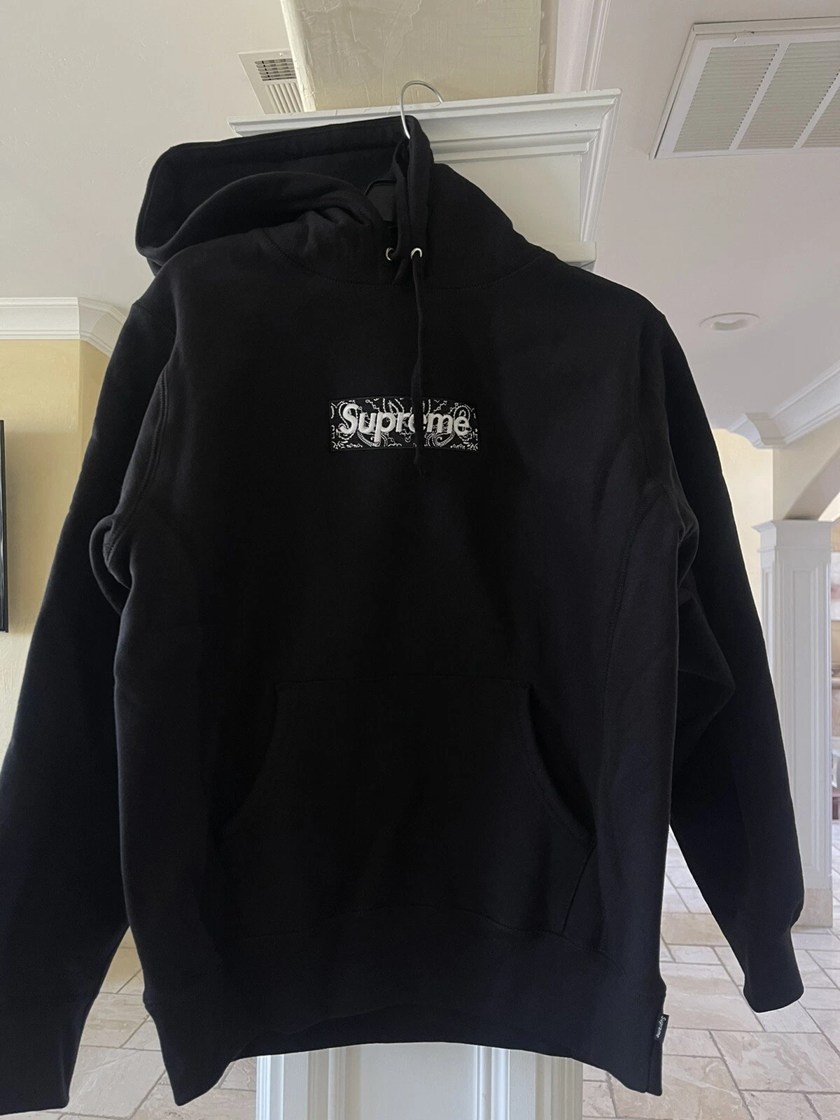 Sweat shirt à capuche logo boîte Supreme Bandana noir taille S