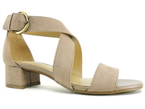 naturalizer amelia sandal