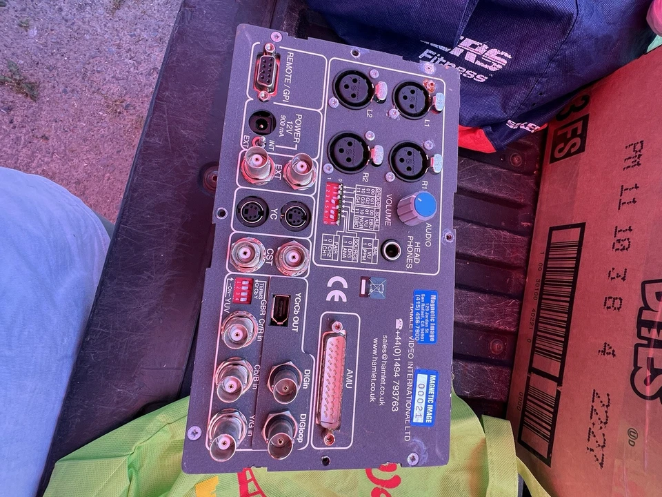 Monitor vectorial de forma de onda HD/SD multiformato Hamlet sin probar LCD versión E Foto 2 de 3